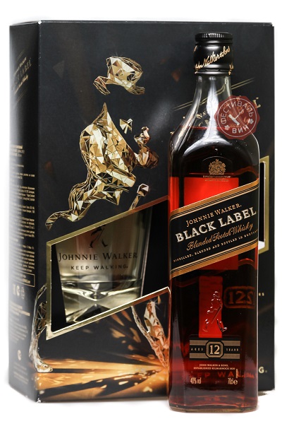 Виски Джонни Уокер Рэд Лейбл 12 лет (Johnnie Walker Red Label) 0,7 л 40% в коробке со стаканом