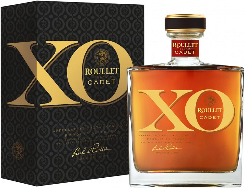 Коньяк Рулле Каде (Cognac Roullet Cadet) ХО 0,7л Крепость 40% в подарочной коробке