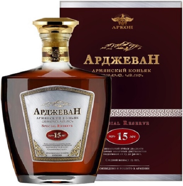 Коньяк Арджеван (Cognac Arjevan) 15 лет 0,7л Крепость 40% в подарочной коробке