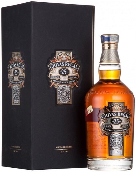 Виски Чивас Ригал (Whiskey Chivas Regal) 25 лет 0,7л Крепость 40% в подарочной коробке