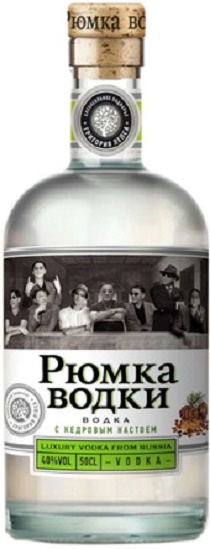Водка Рюмка Водки с кедровым настоем (Vodka Ryumka vodki) 0,5 Крепость 40%