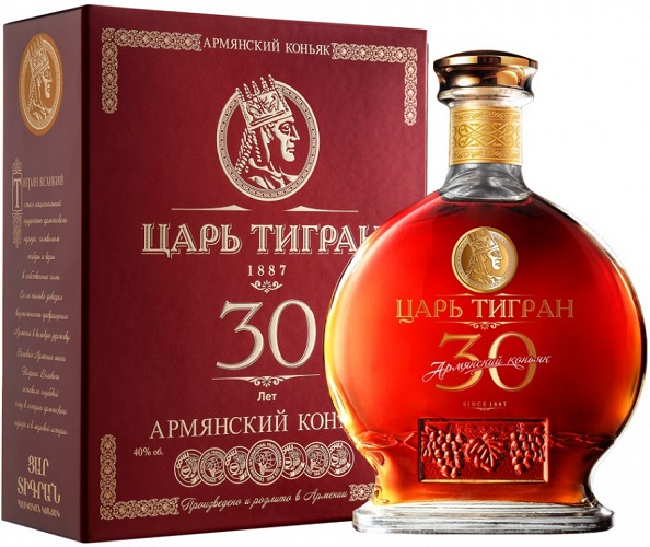 Коньяк Царь Тигран (Tsar Tigran) 30 лет 0,7л Крепость 45% в подарочной коробке