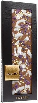 V108 Шоколад ChocoMe Молочный шоколад с лепестками фиалки, золотыми хлопьями кокосовой стружкой 110г