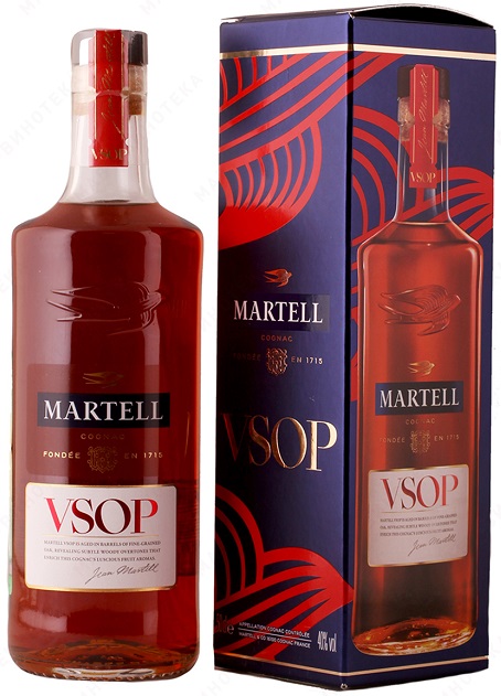 Коньяк Мартель (Martell) VSOP 8 лет 0,5л 40% в подарочной коробке