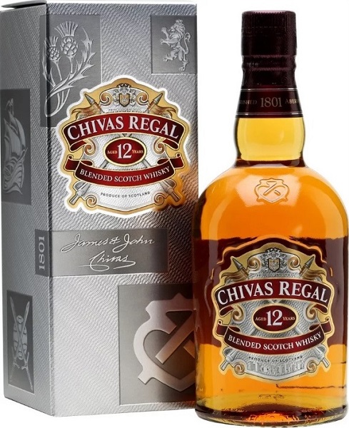 Виски Чивас Ригал (Chivas Regal) 12 лет 0,5л Крепость 40% в подарочной коробке